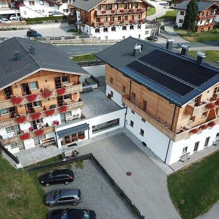 Weberstube Weberhaus Zollhaus Zollstoeckl Apartment Obertilliach Exterior photo